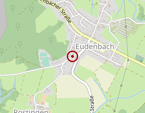 Position: Bücherschrank in alter Telefonzelle auf dem Parkplatz