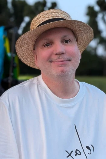 Autor: Niyus, Yanco Michael