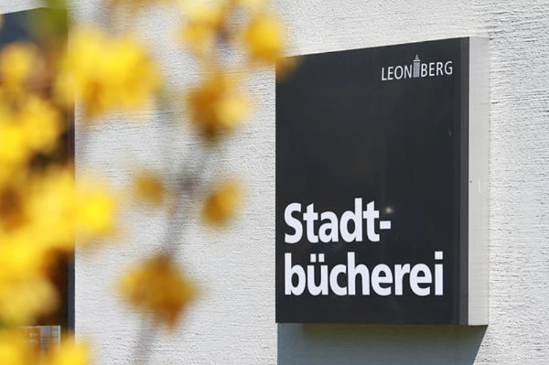 Logo: Stadtbücherei Leonberg - Hauptstelle